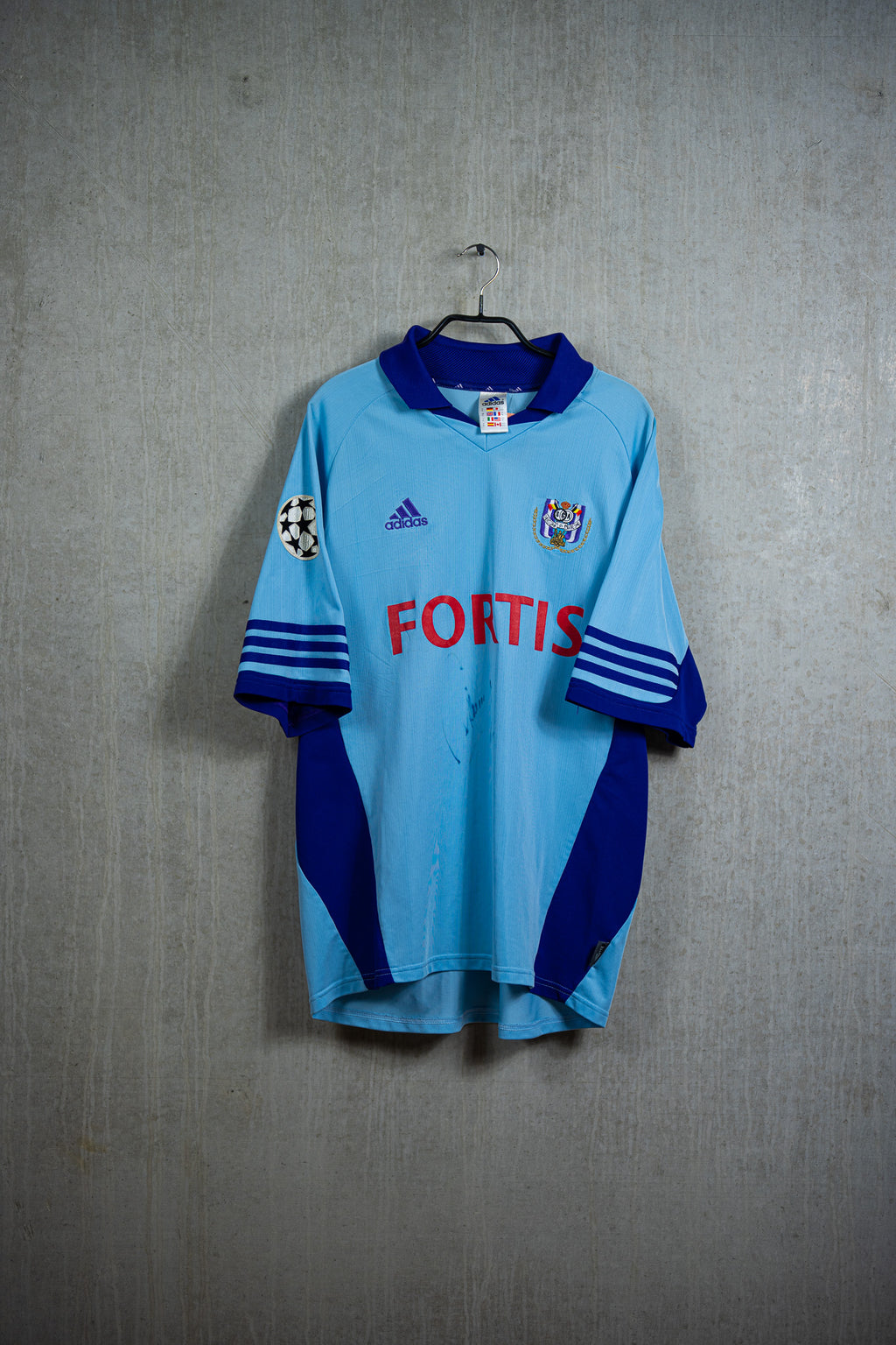 Anderlecht away match worn & signed Hendrikx #14