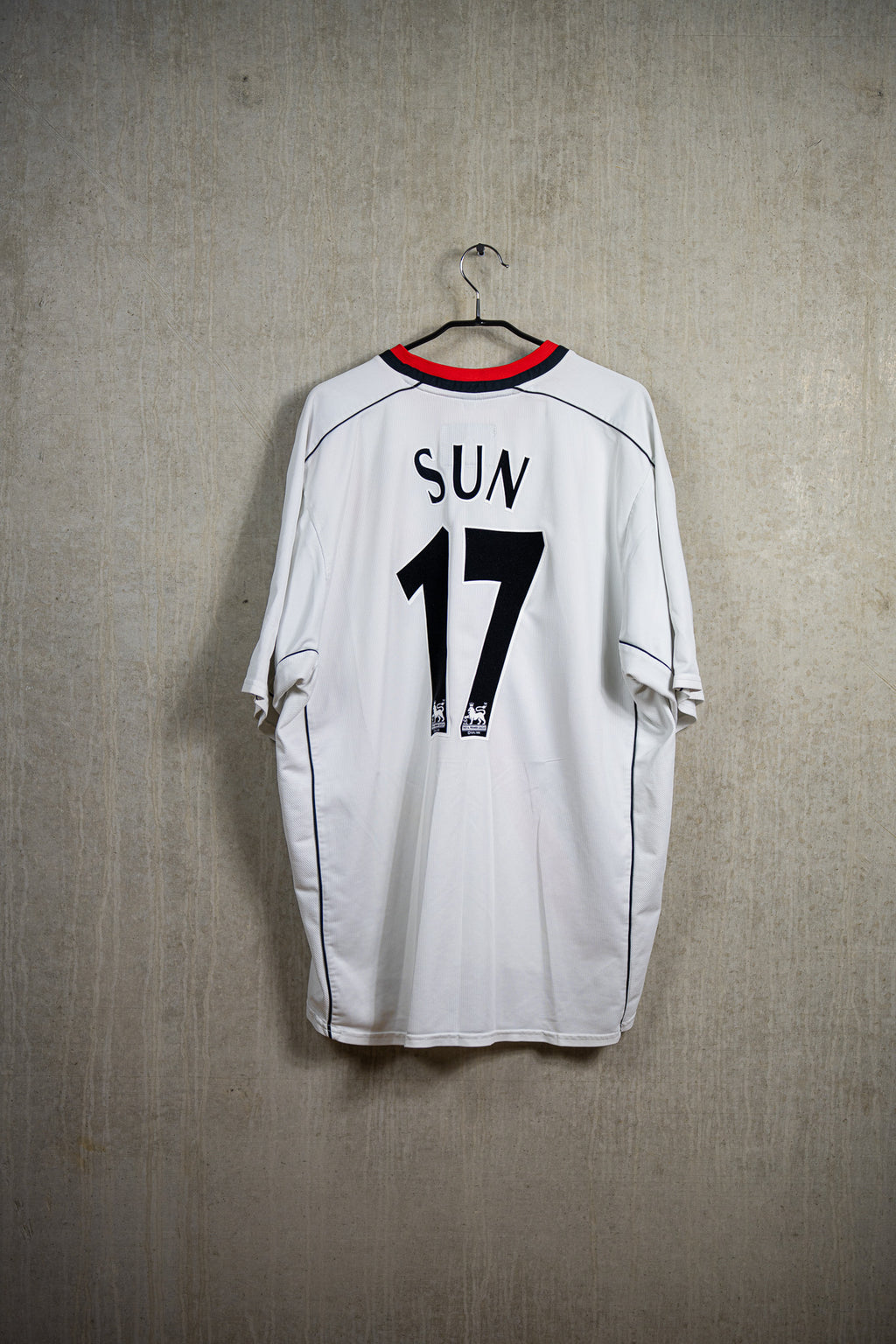 Manchester City away Sun #17