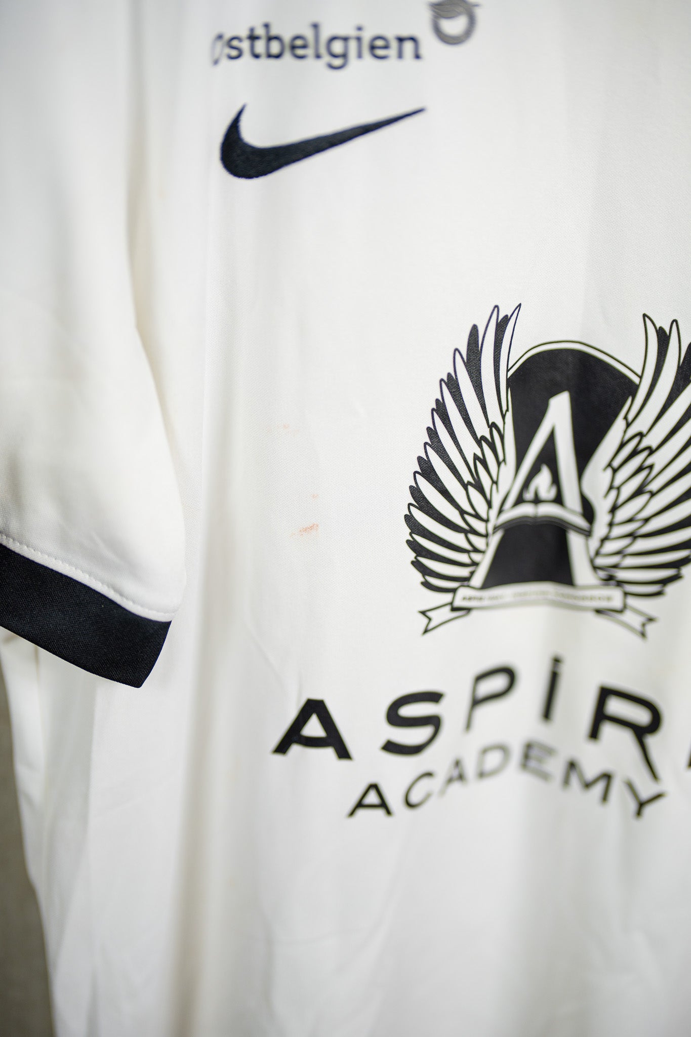 KAS Eupen match worn Blondelle #22